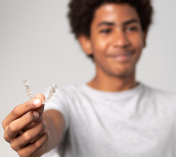 West Bloomfield Township Alternative to Braces for Teens
